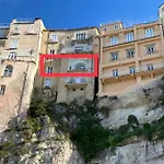 Isola Bella Sea-view Apartament