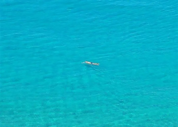 Isola Bella Sea-view Lägenhet Tropea