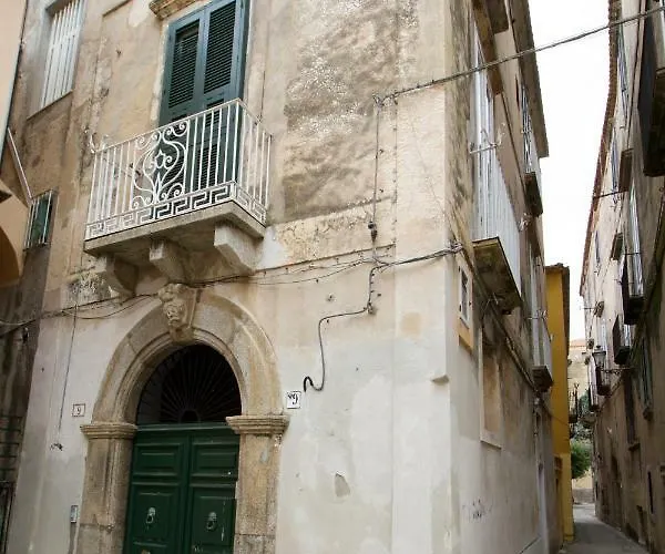 Isola Bella Sea-view Lägenhet Tropea